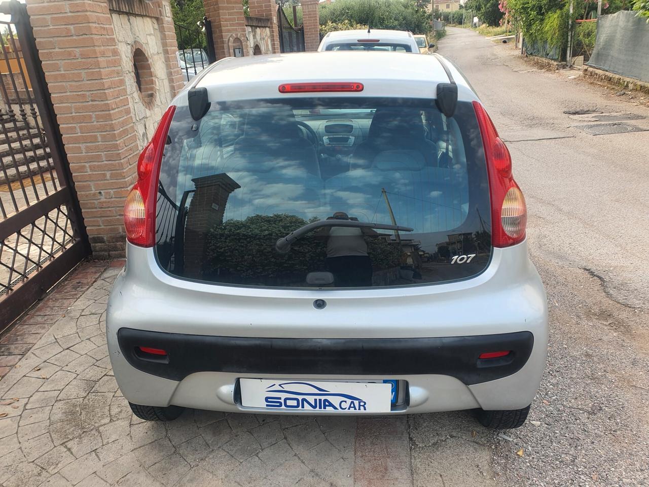 Peugeot 107 1.0 68CV 5p. Sweet Years