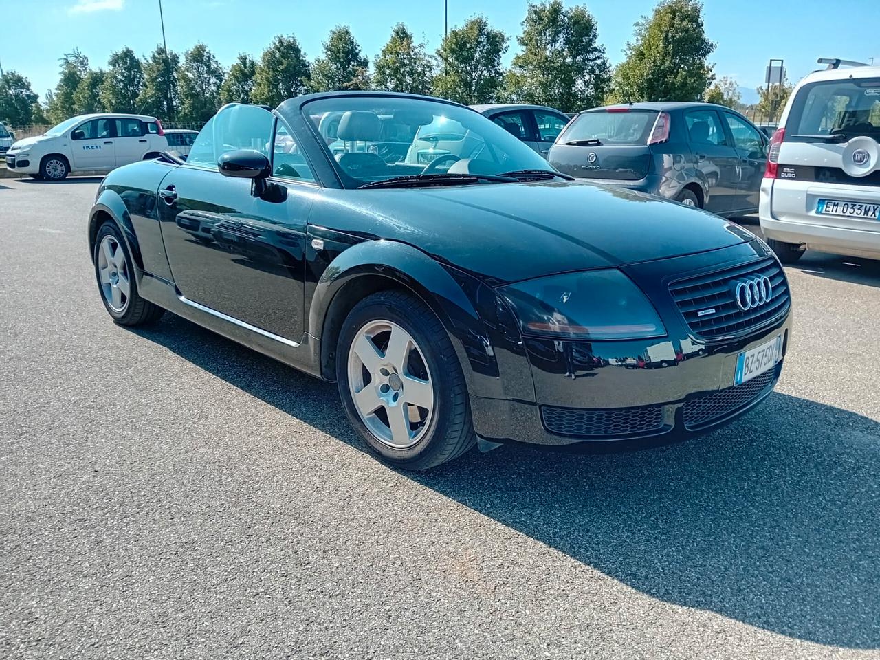 Audi TT Cabrio/Roadster 1.8t quattro 6m SOLO 70000 KM