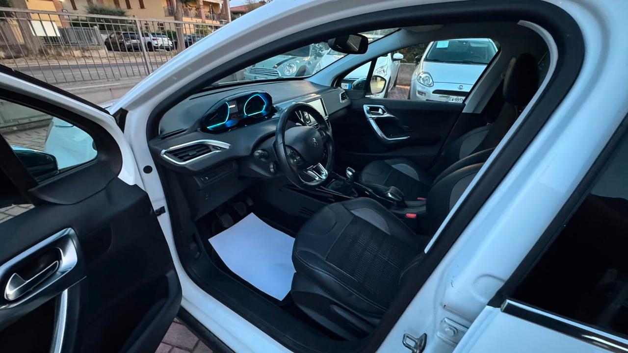 Peugeot 2008 BlueHDi 120 S&S Black Matt