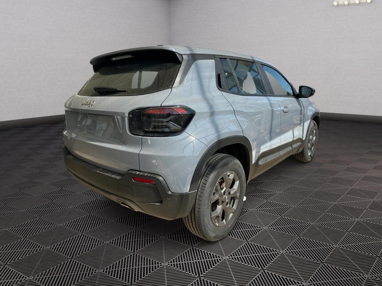 Jeep Avenger 1.2 Turbo 110 CV MHEV Longitude