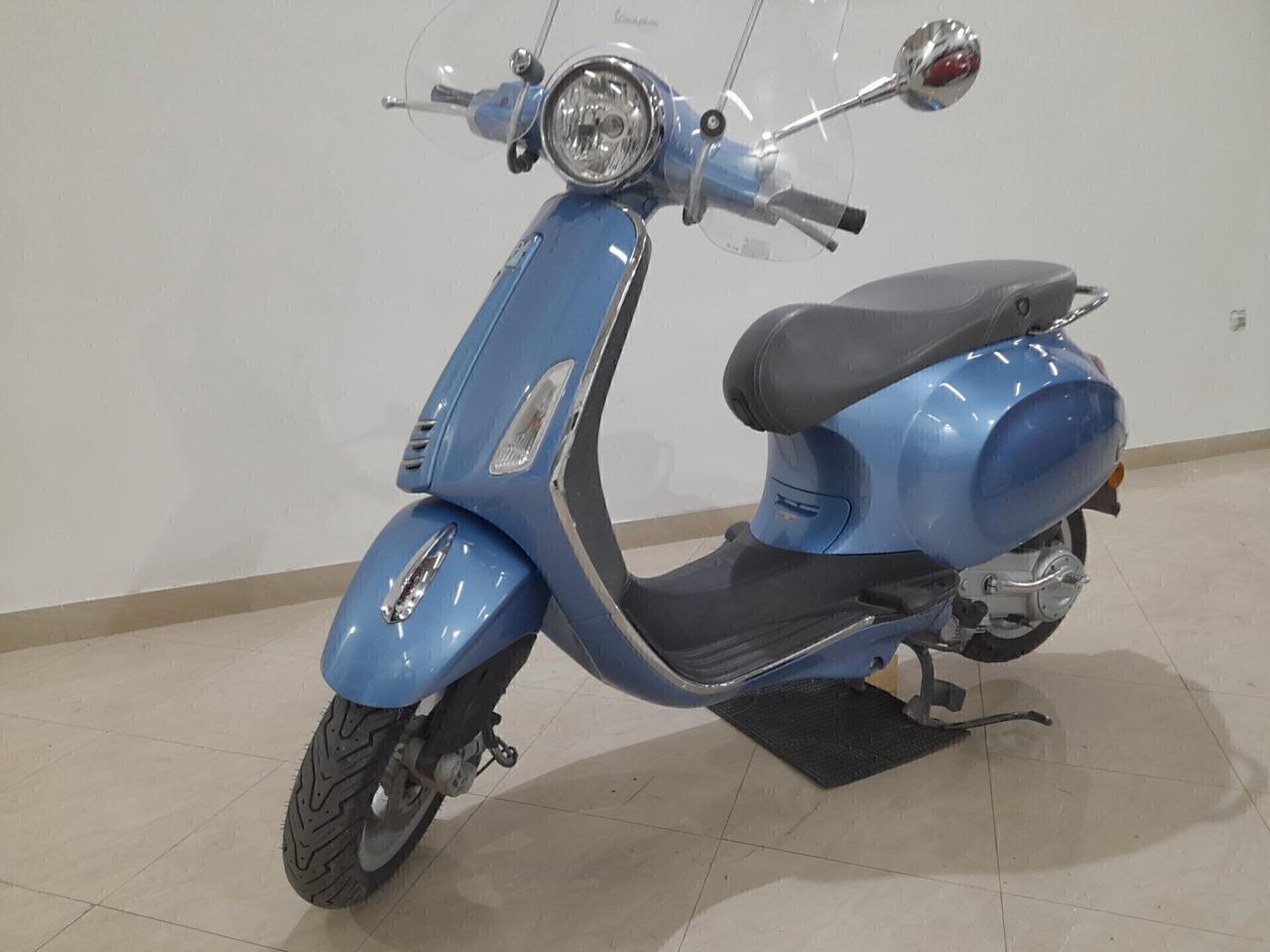 VESPA 50cc PRIMAVERA GARANTITA