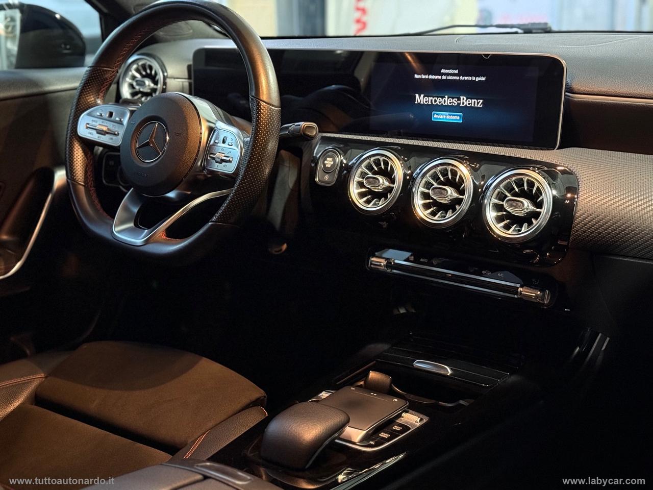 MERCEDES-BENZ A 180 d Automatic Premium