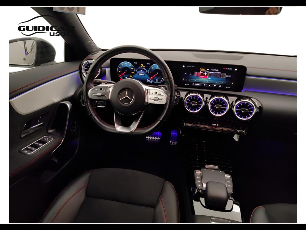 Mercedes-Benz CLA Sh.Brake - X118 - CLA Shooting Brake 200 d Premium auto