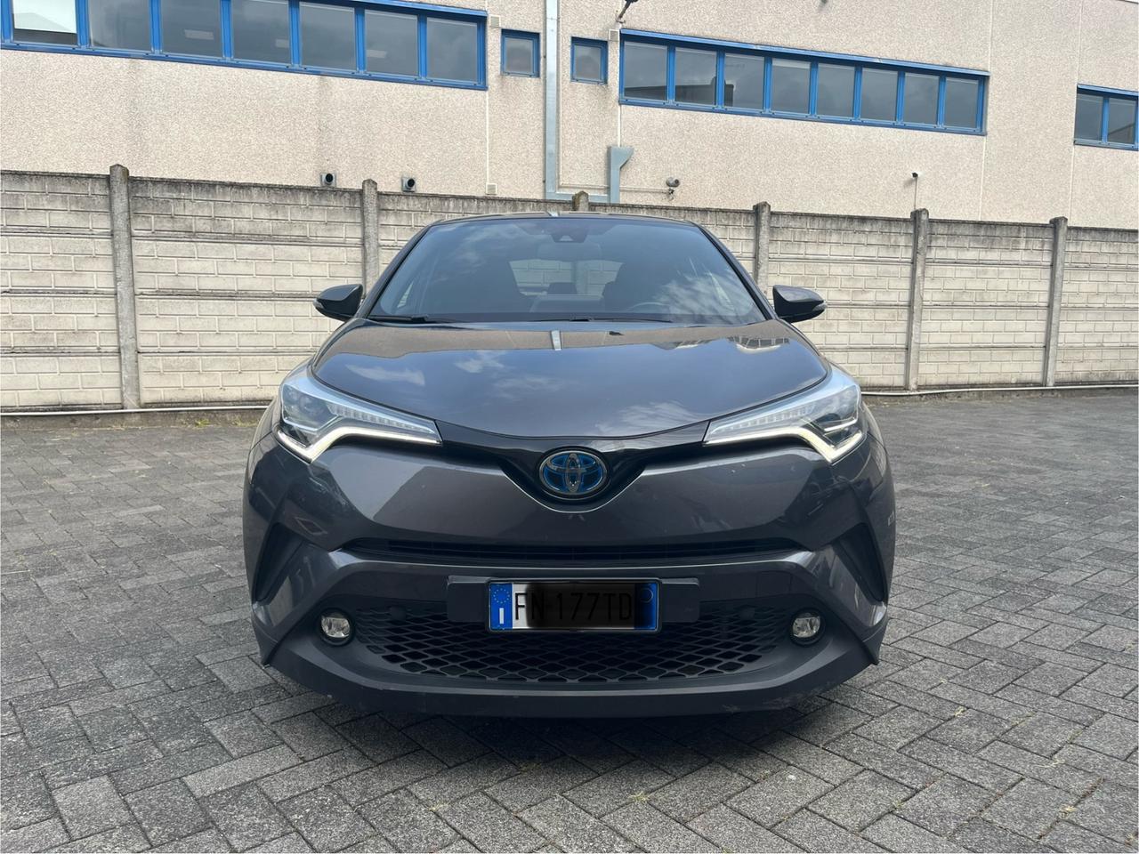 Toyota C-HR 1.8 Hybrid E-CVT Trend