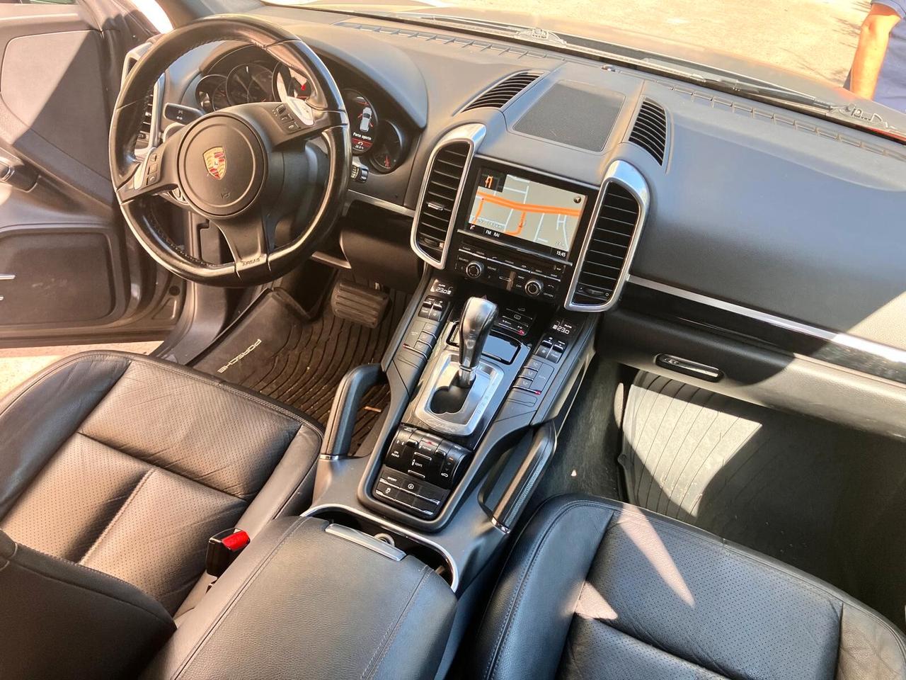 Porsche Cayenne 3.0 Diesel Platinum Edition