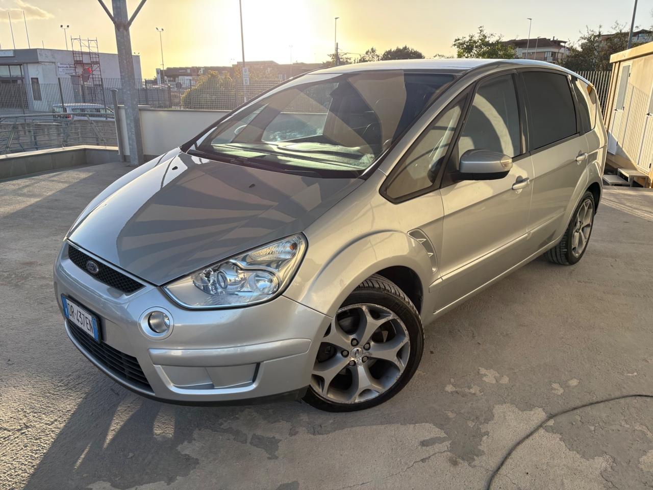 Ford S-Max 2.0 TDCi 140CV Titanium 7 POSTI!