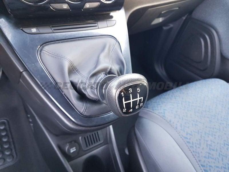 Lancia Ypsilon Ypsilon 1.0 firefly hybrid Silver s&s 70cv 5p.ti