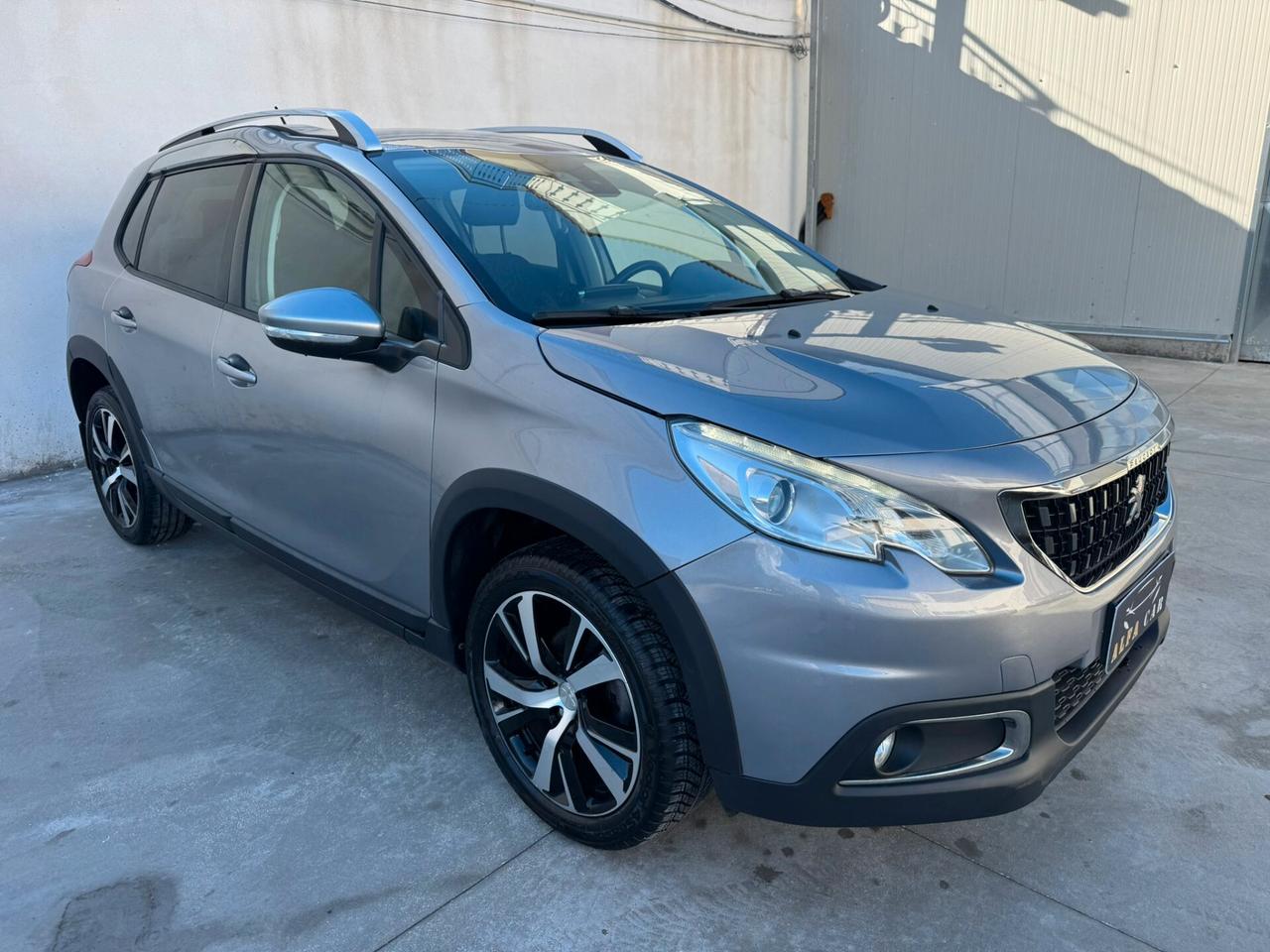 PEUGEOT 2008 1.5 BlueHDi 100CV 2019!!!