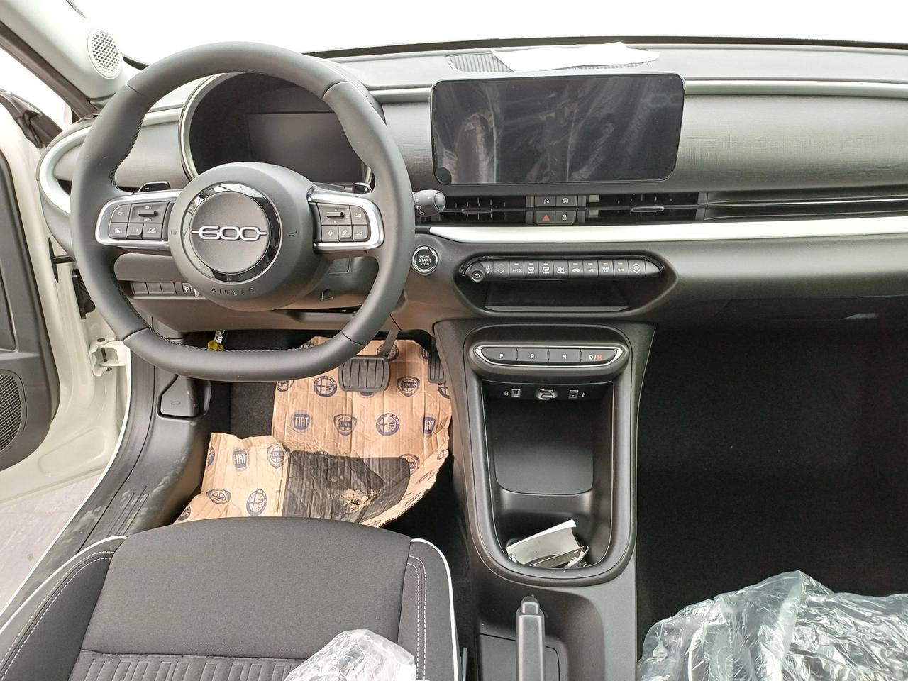 Fiat 600 Hybrid 100 CV DCT MHEV