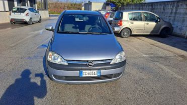 Opel Corsa 1.0i 12V Edition