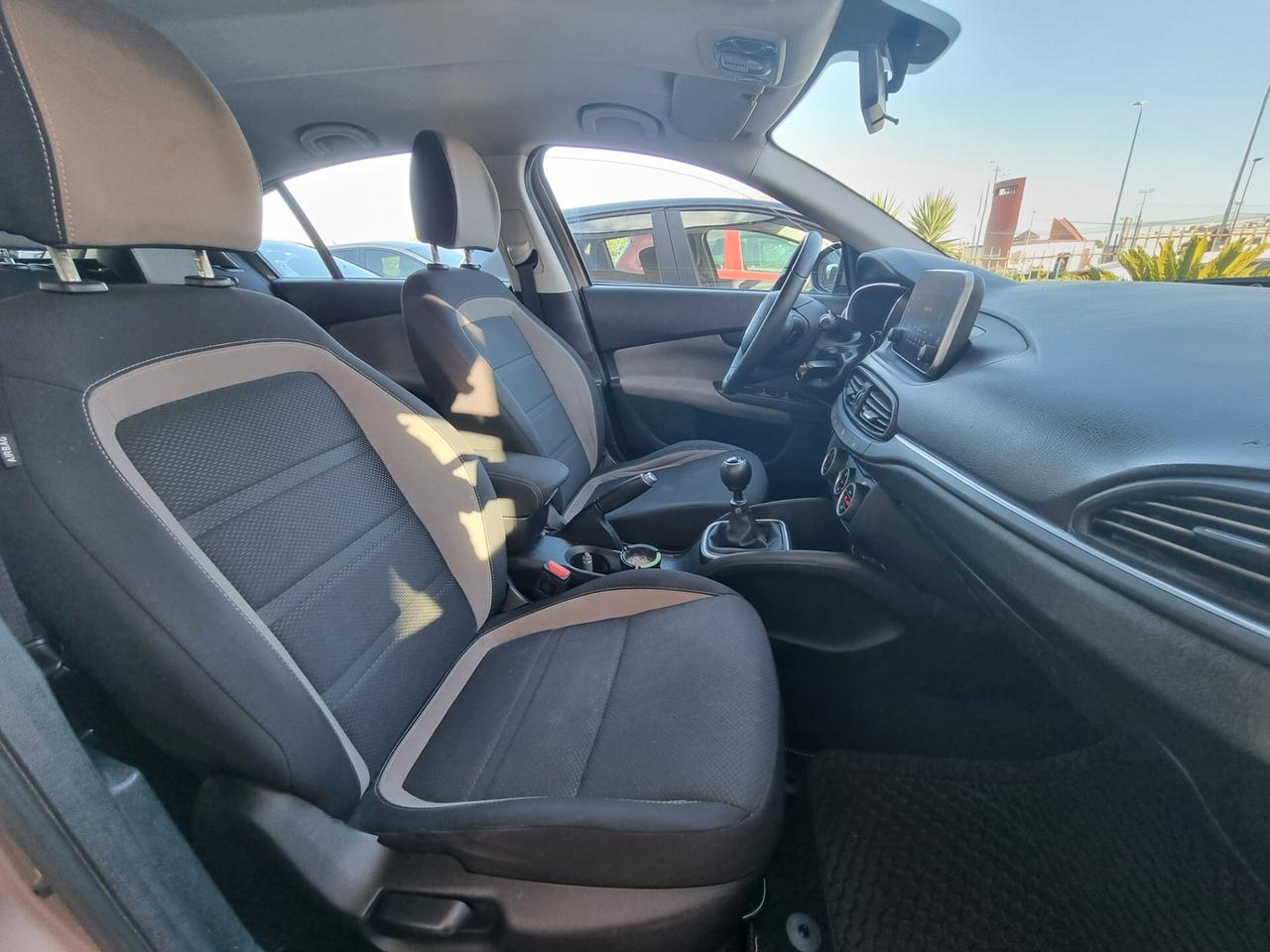 Fiat Tipo 1.4 T-Jet 120CV GPL SW Lounge