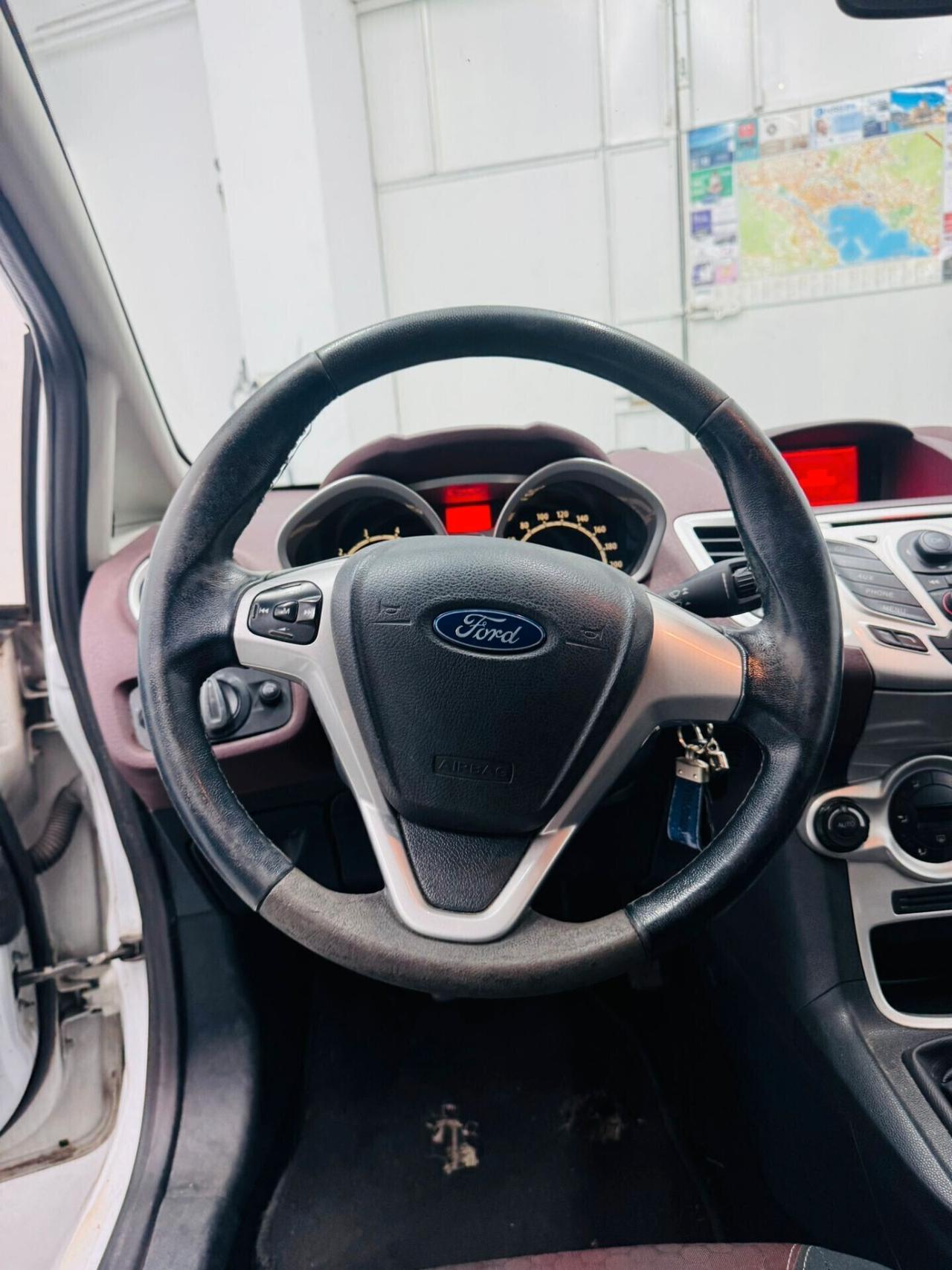 Ford Fiesta 1.2 82CV 3 porte Titanium