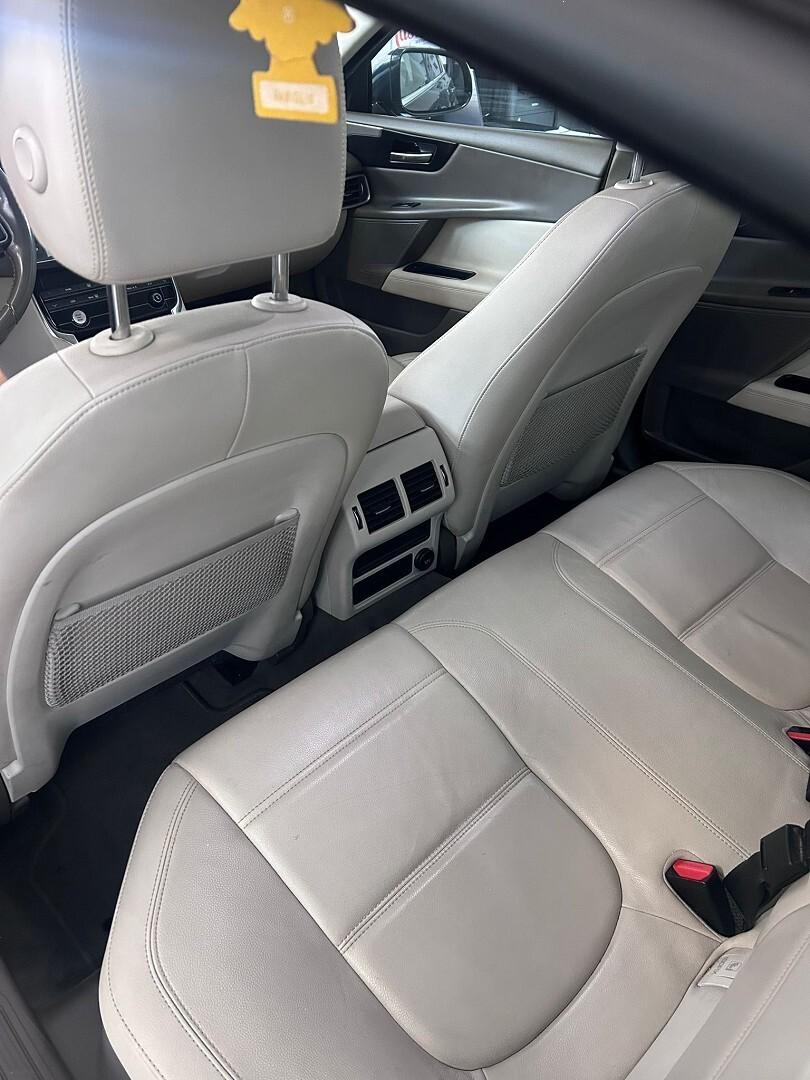 Jaguar XE full optional