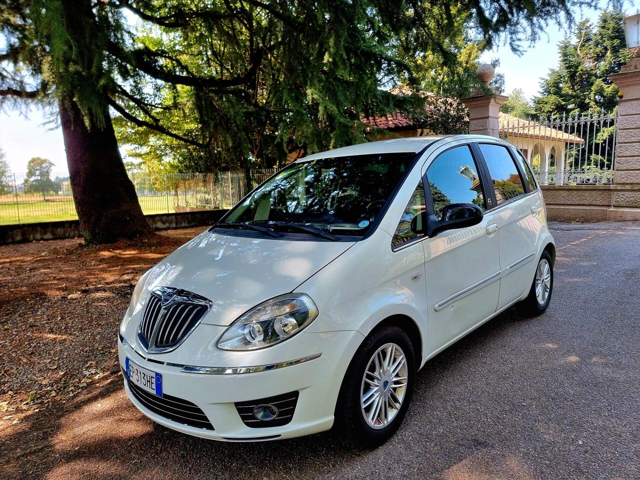 Lancia MUSA 1.4 8V Ecochic (GPL) Diva ADATTA A NEOPATENTATI