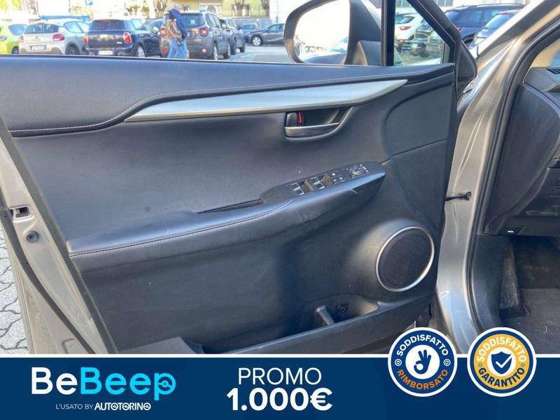 Lexus NX 300H 2.5 PREMIUM 4WD CVT