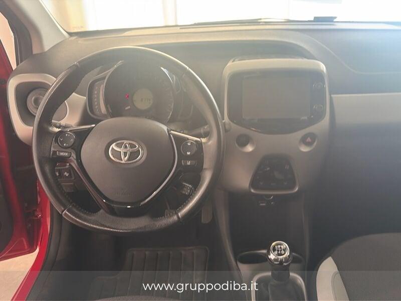 Toyota Aygo II 2014 5p 1.0 x-cool my15