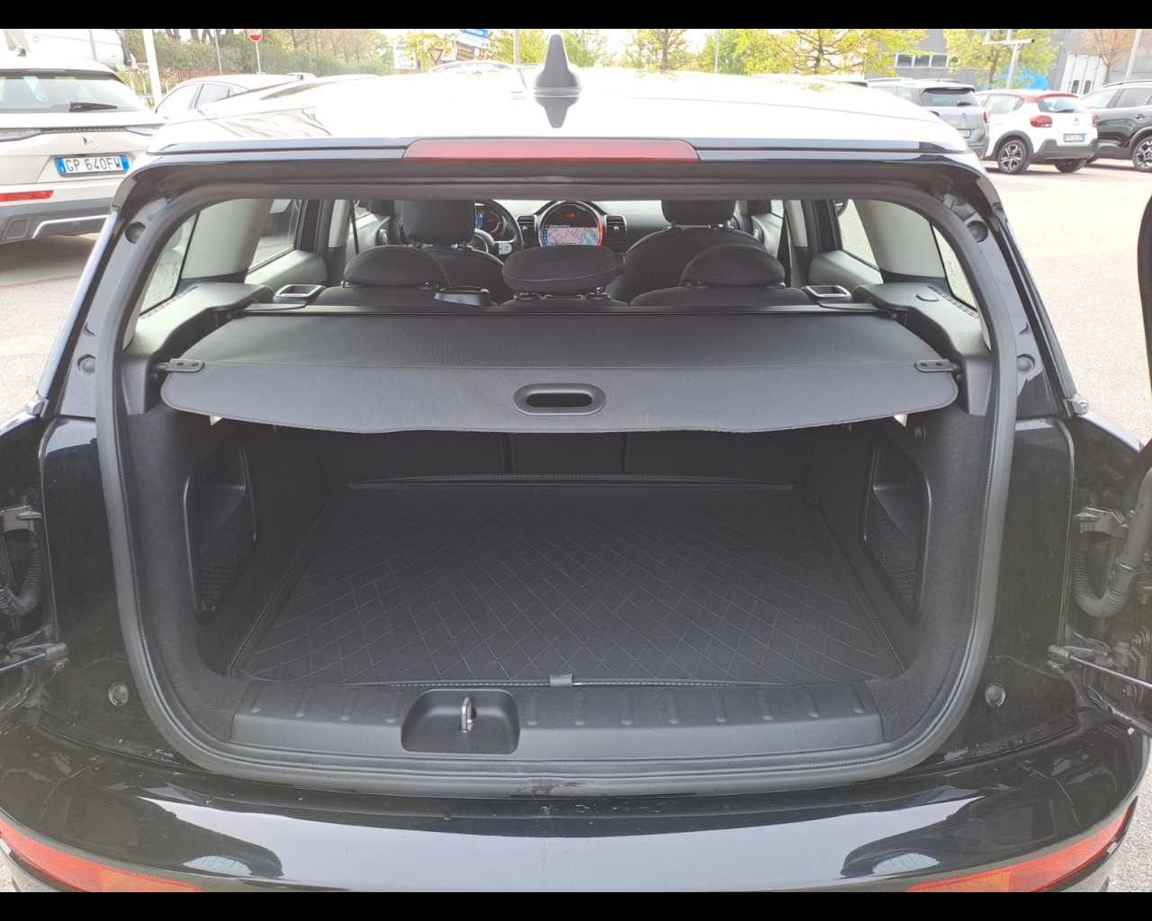 MINI Mini Clubman (F54) - Mini 2.0 Cooper D Classic Clubman