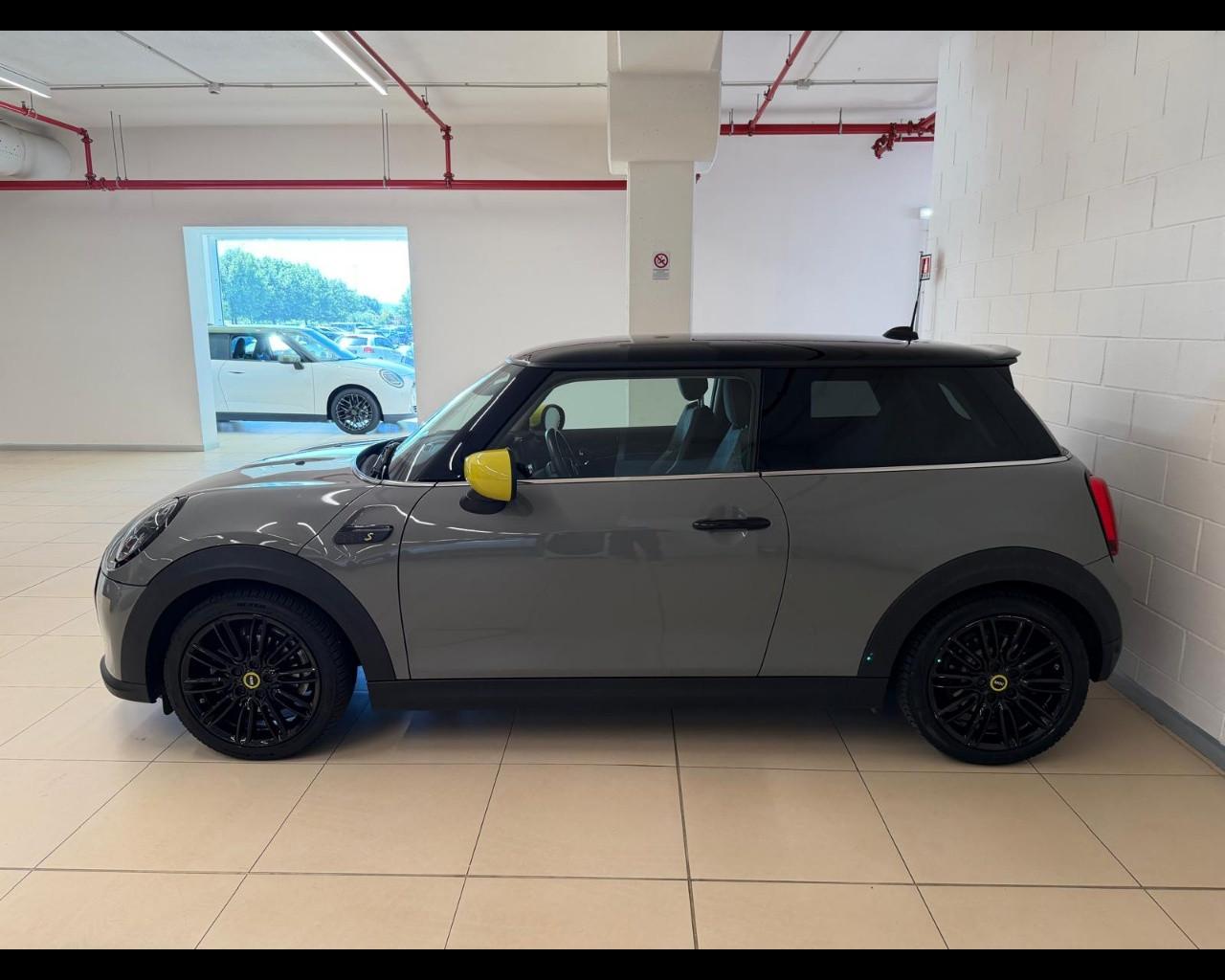 MINI Mini Full El. (F56) - Mini Cooper SE Yours