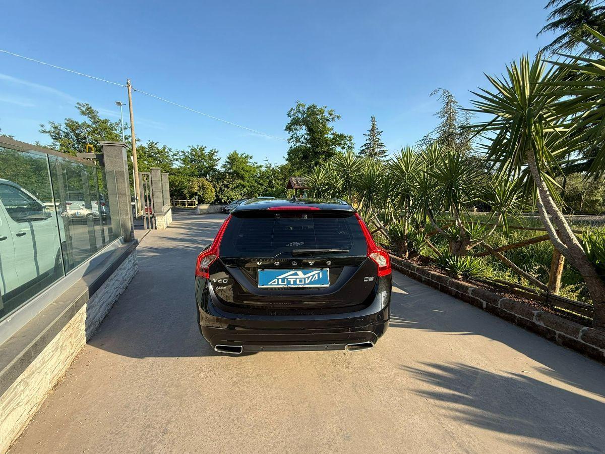 VOLVO - V60 - D2 Geartronic Volvo Ocean Race