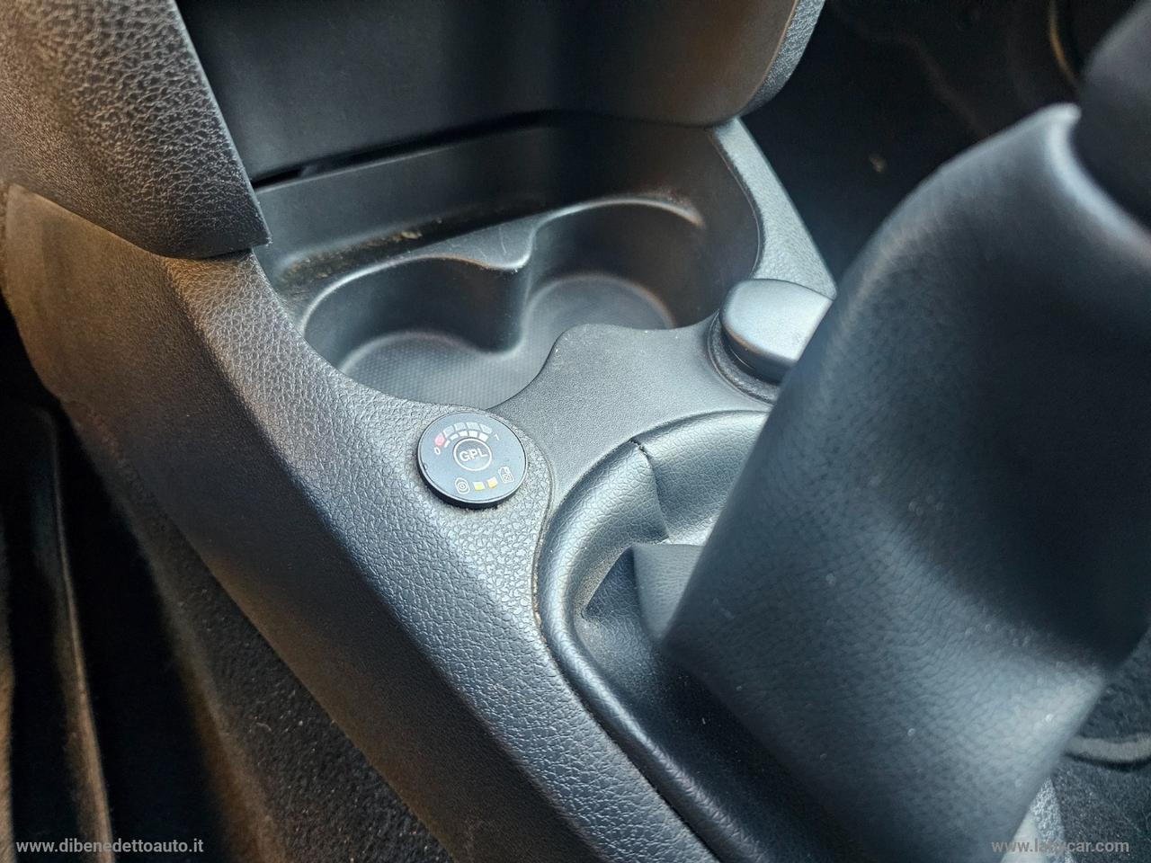 DACIA Sandero 1.2 GPL 75 CV Lauréate