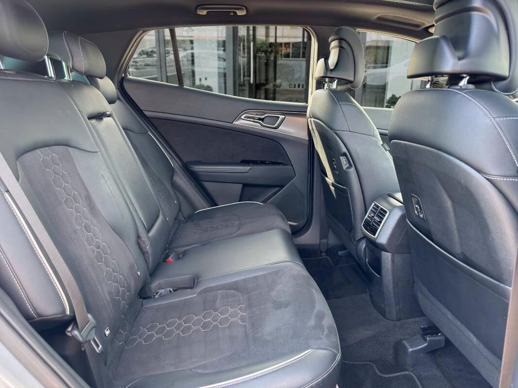 Kia Sportage 1.6 crdi mhev GT-line Plus awd dct Con TELECAMERA