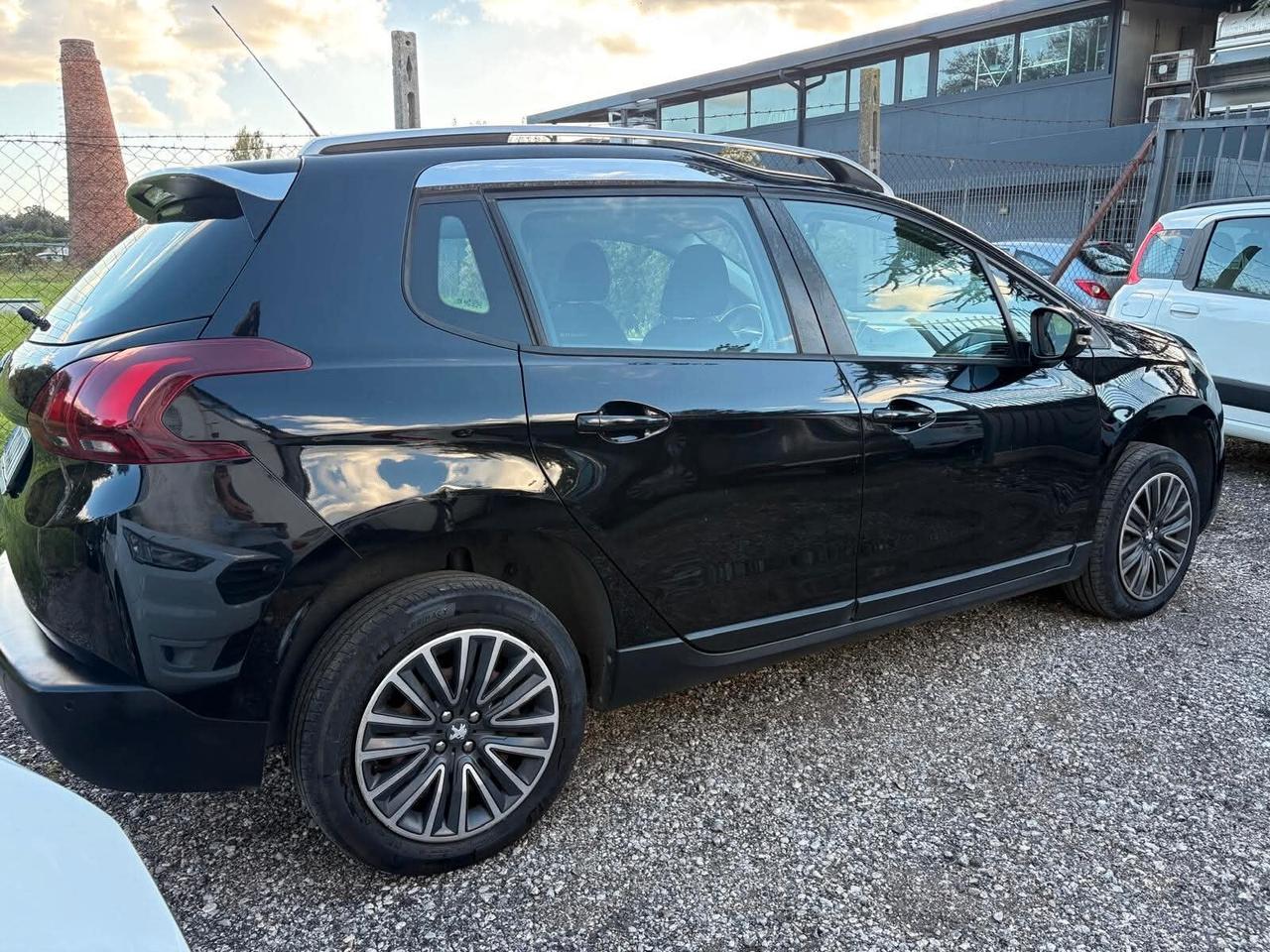 Peugeot 2008 BlueHDi 100 Active
