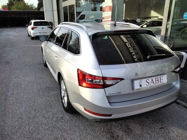 SKODA Superb 2.0 TDI EVO 150 CV SCR DSG Wagon Executive