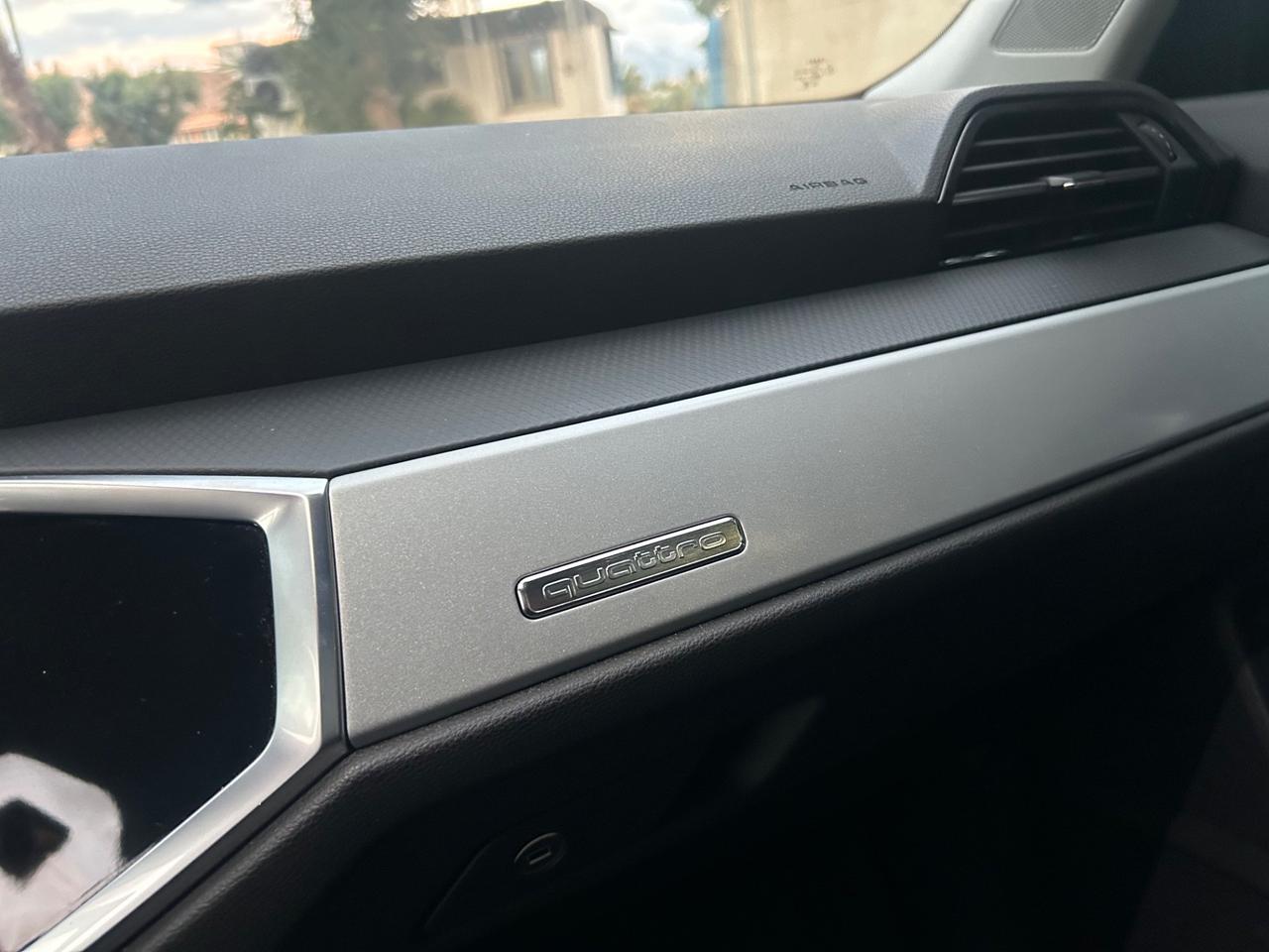 Audi Q3 35 TDI quattro Business Advanced