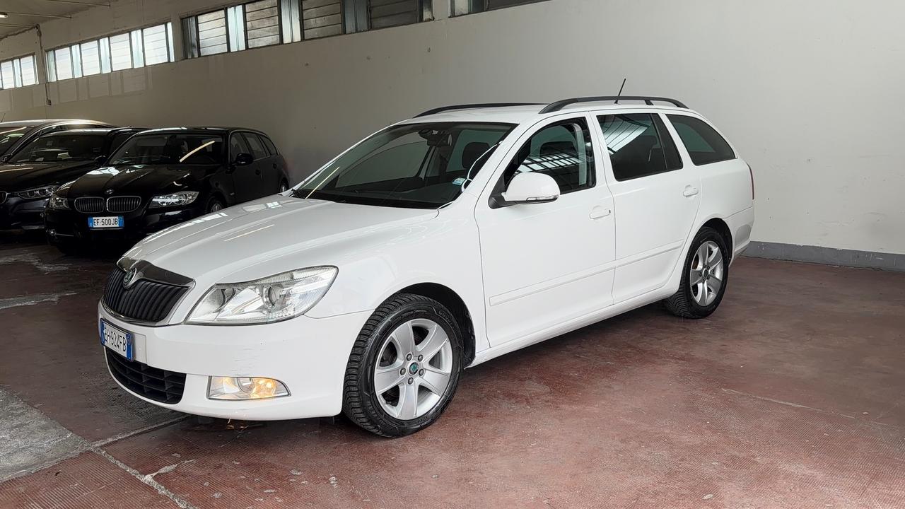 Skoda Octavia 1.6 TDI CR F.AP. Wagon Elegance