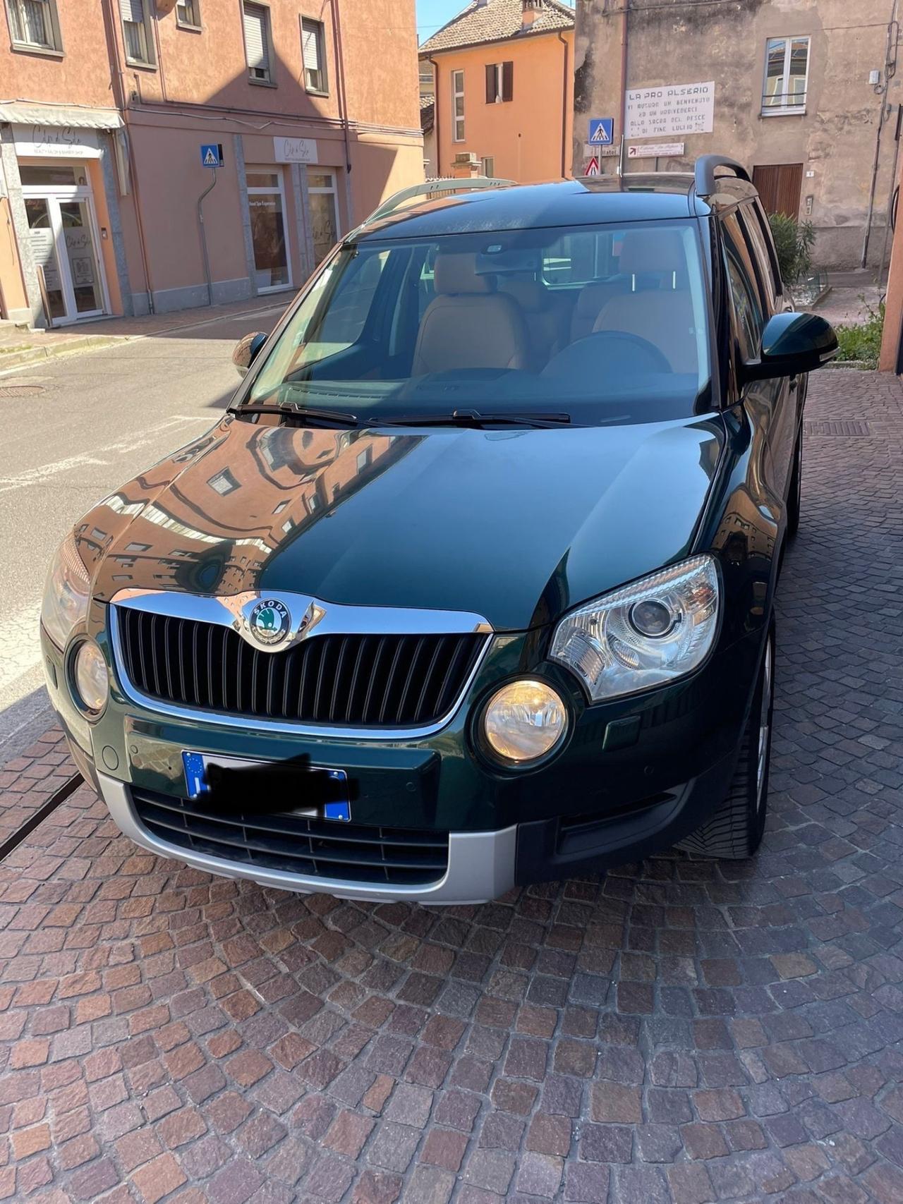 Skoda Yeti 2.0 TDI CR 140CV DSG 4x4 Adventure