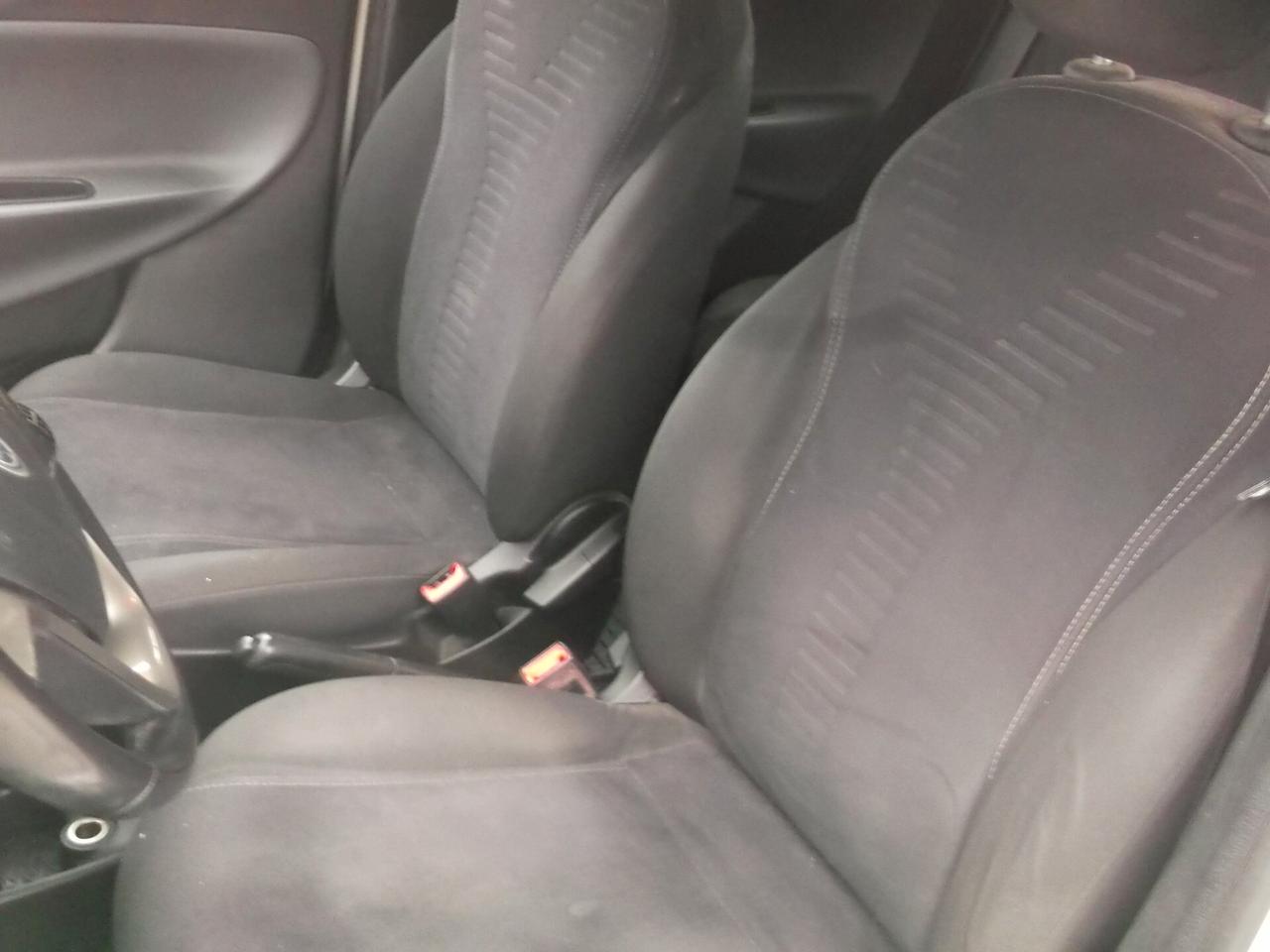 Ypsilon 1.0 Turbo Metano Neopatentati 2014