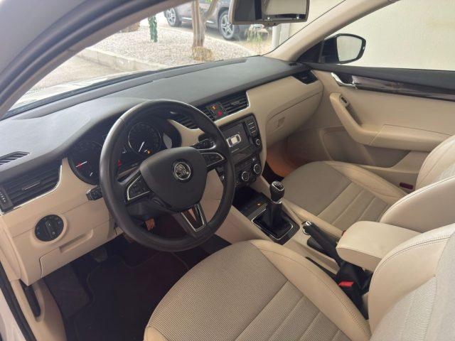 SKODA Octavia 1.6 TDI CR 110 CV DSG Executive