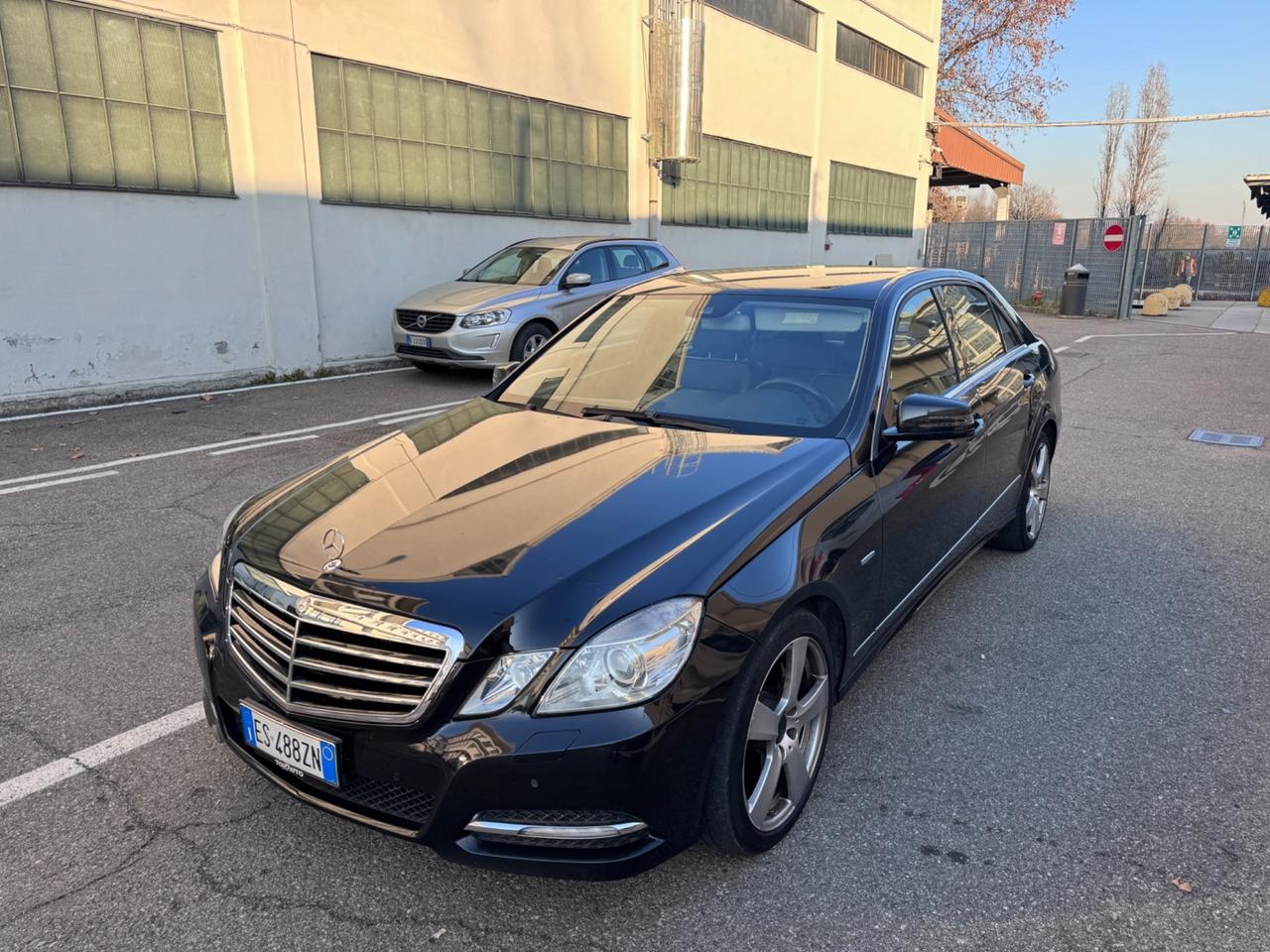 Mercedes-benz E 220 CDI BlueEFFICIENCY Avantgarde