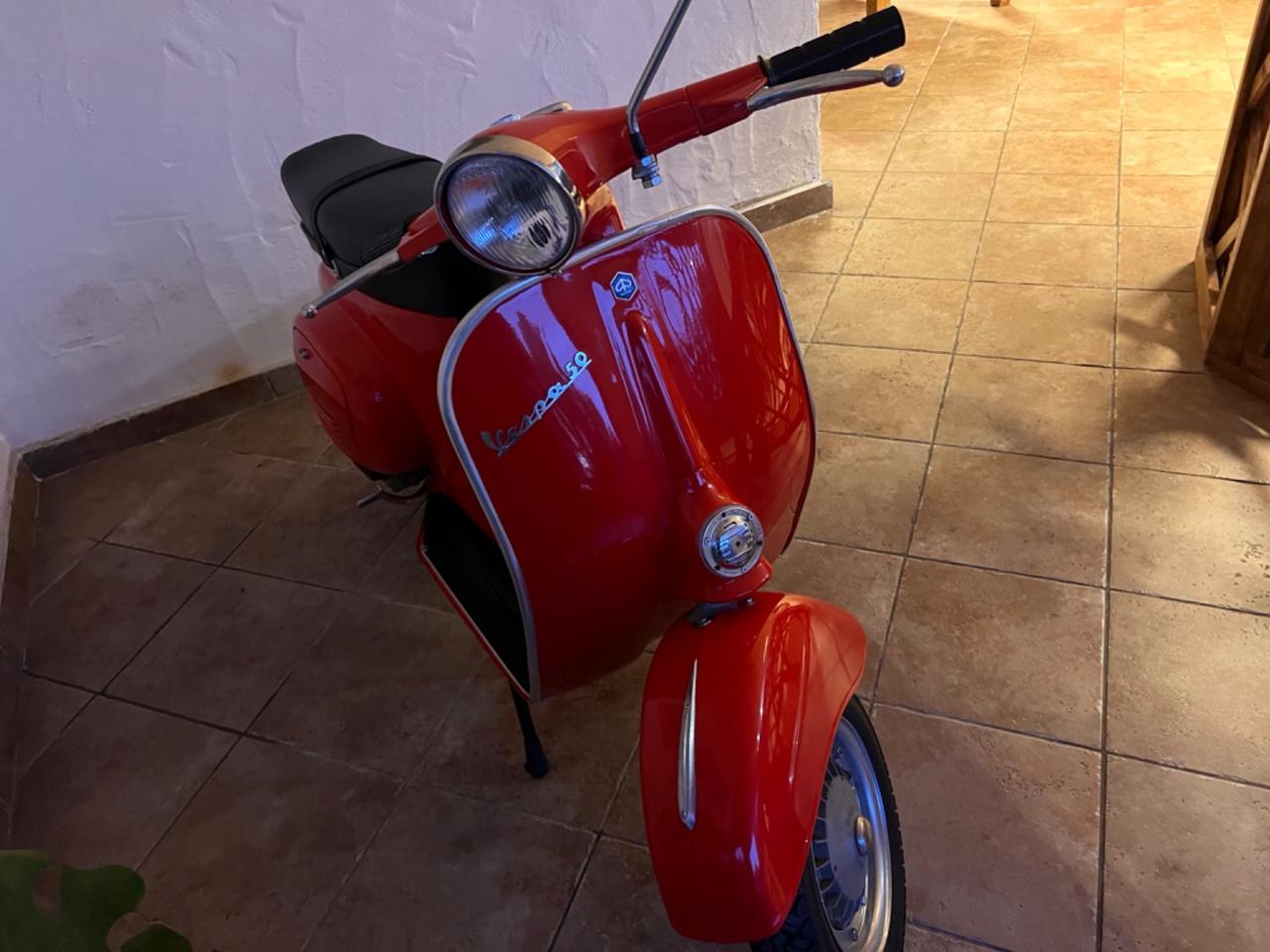 Vespa 50 R