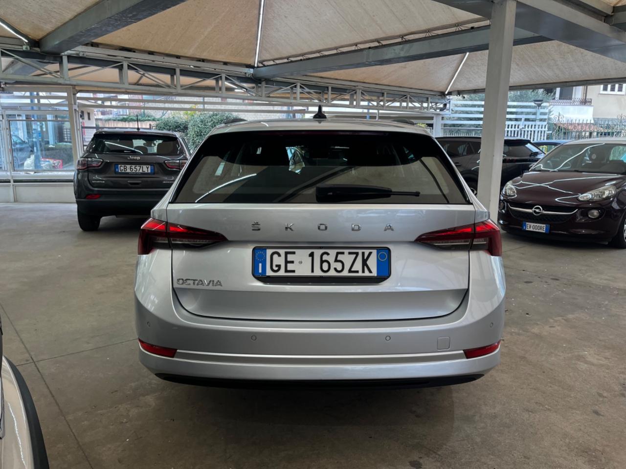 Skoda Octavia 2.0 TDI 116 CV DSG Wagon Style