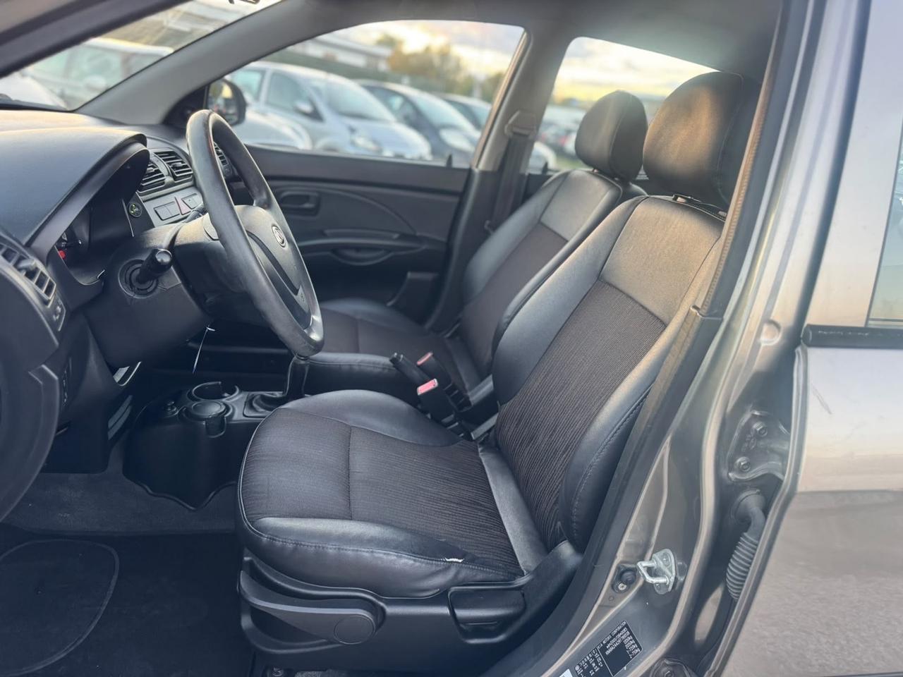 Kia Picanto 1.0 12V Life Bi-Fuel