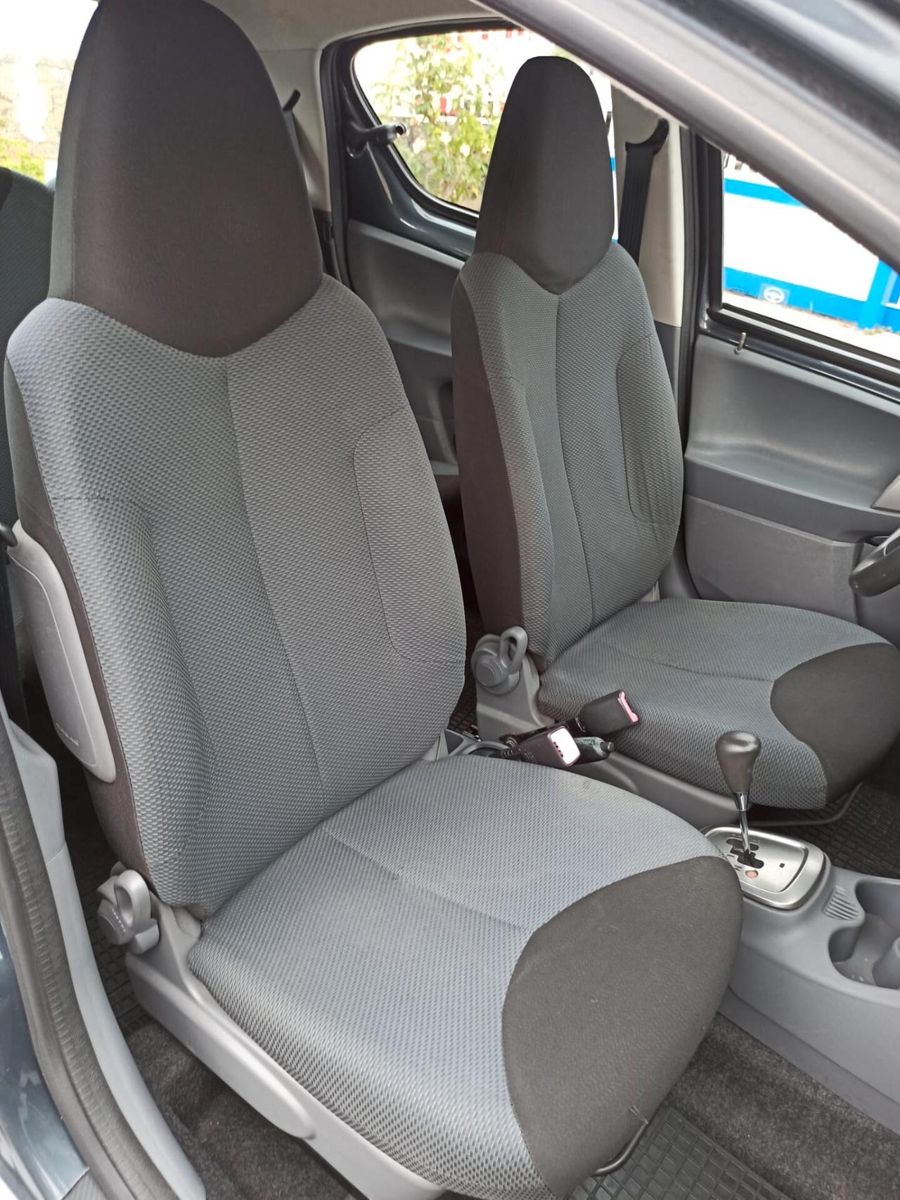 Toyota Aygo 1.0 12V VVT-i 5 porte Automatica