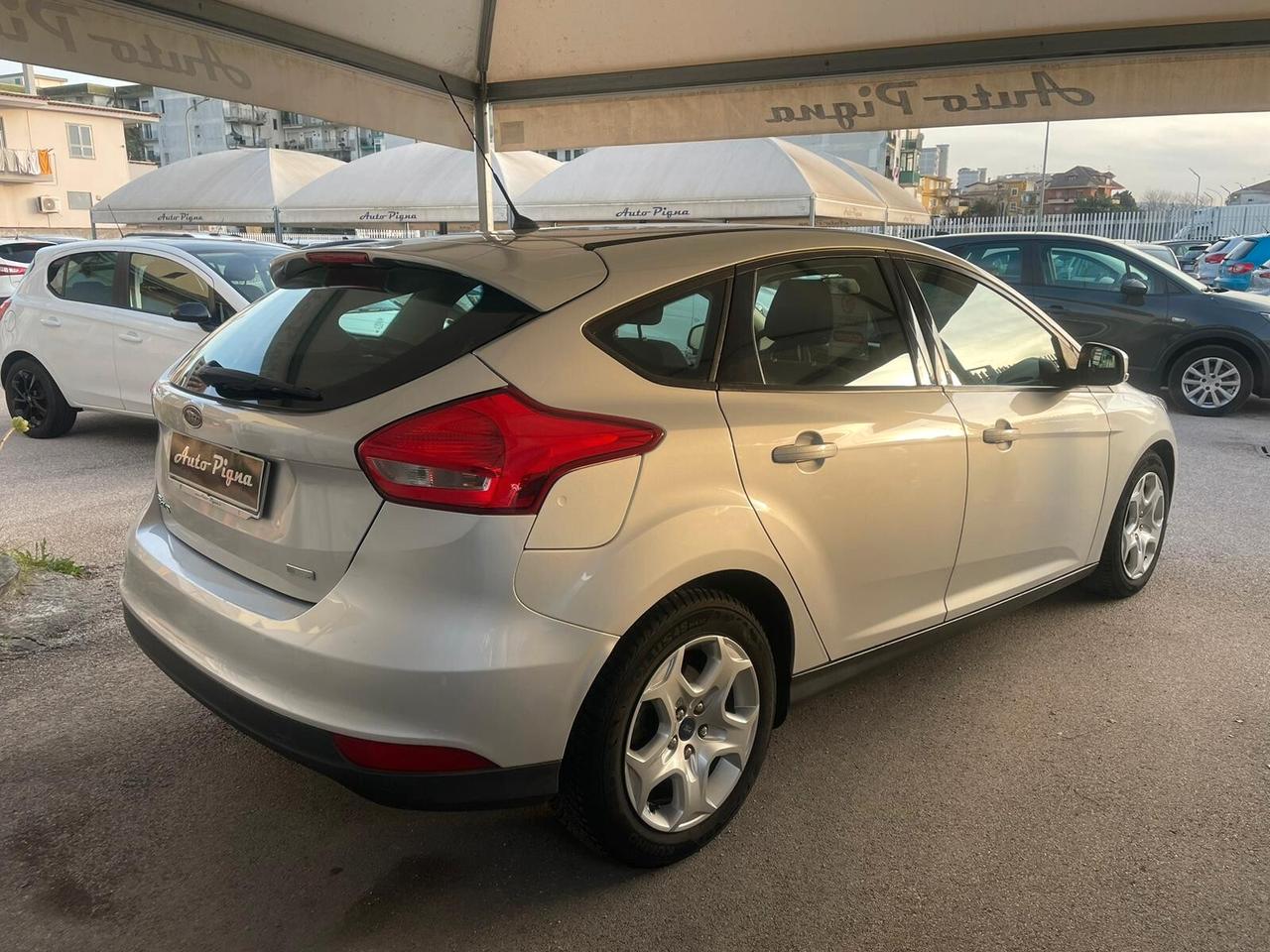 Ford Focus 1.0 EcoBoost 100 CV Start&Stop Business