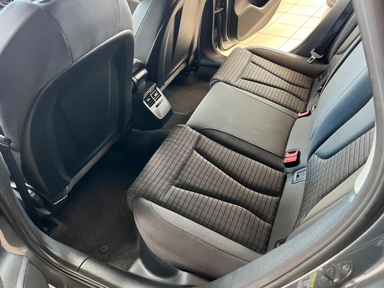 Audi A3 SPB 2.0 TDI S tronic Sport