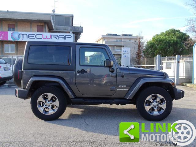JEEP Wrangler 2.8 CRD DPF Sahara 4x4 automatic