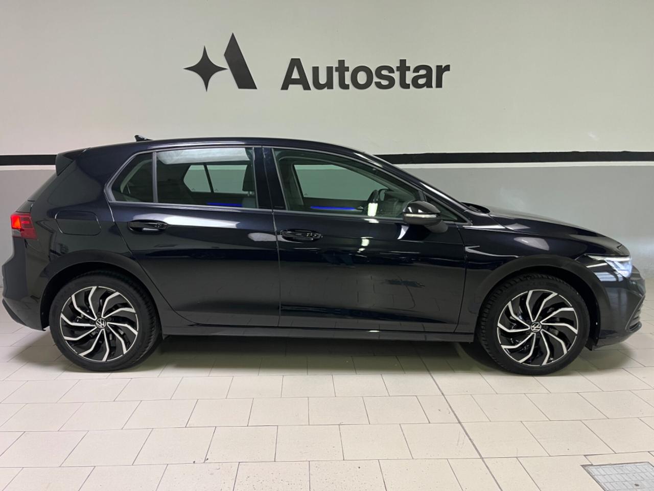 Volkswagen Golf 1.0 eTSI EVO DSG Life