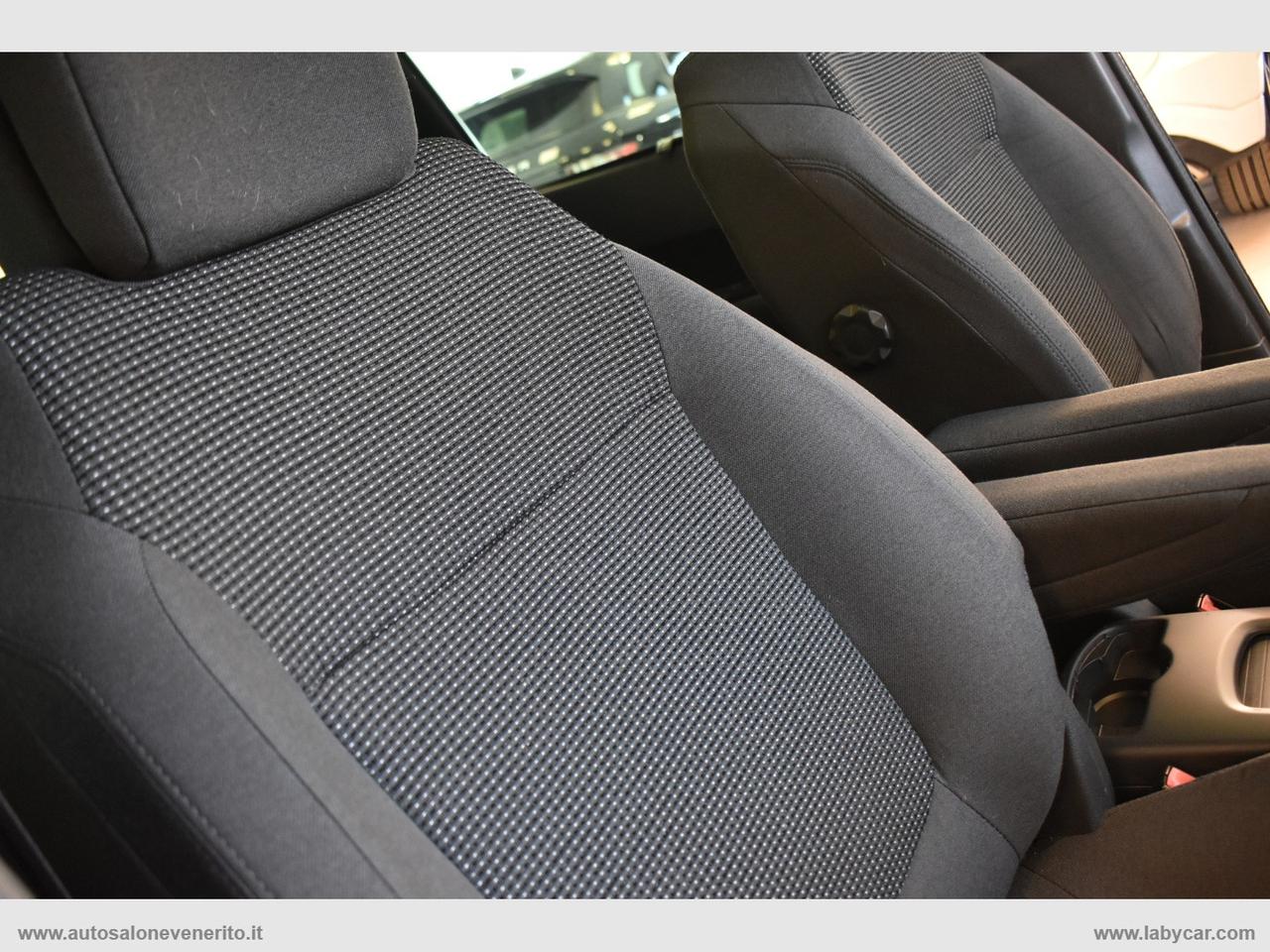 PEUGEOT 5008 BlueHDi 120 S&S Allure