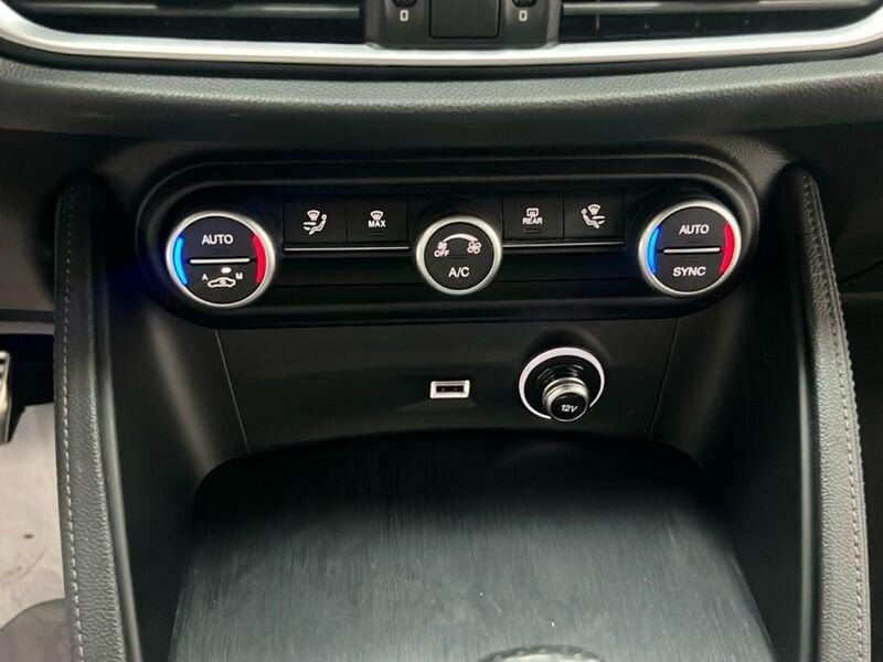 Alfa Romeo Stelvio 2.2 TD 160 CV Super Business AT8 RWD