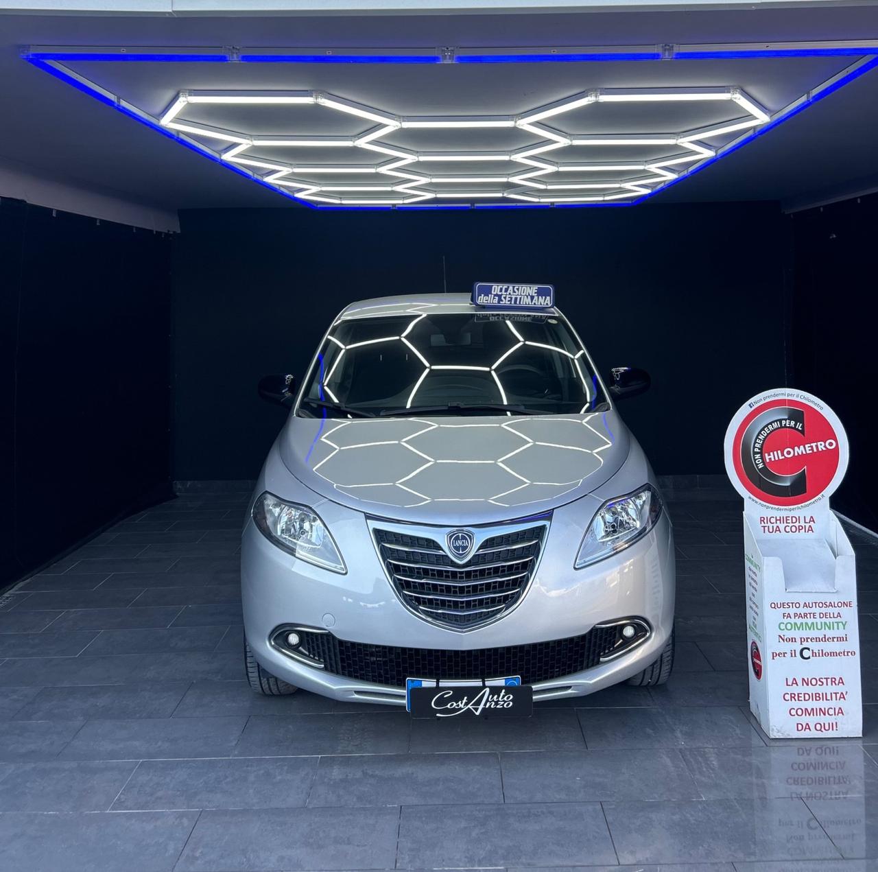 Lancia Ypsilon 0.9 Benz/Met 85cv Ecochic Gold 2014
