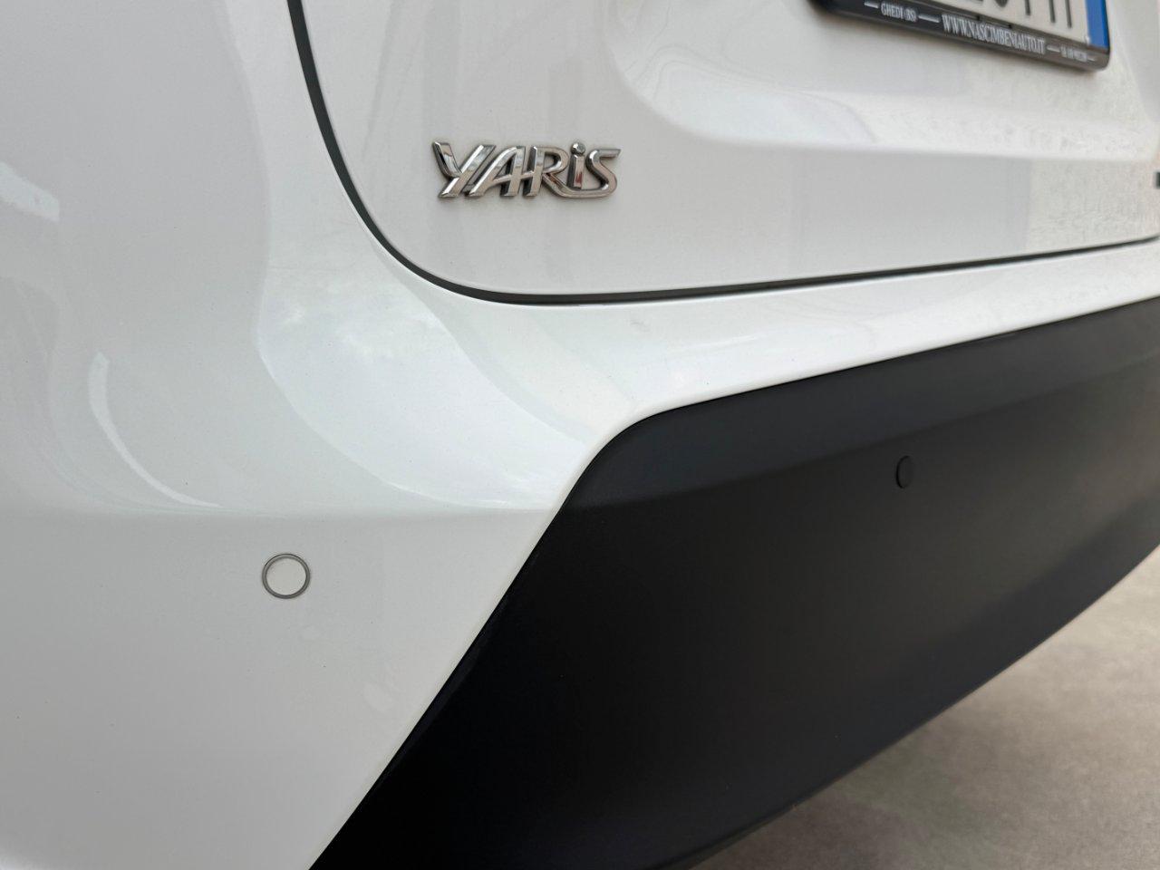 Toyota Yaris Cross 1.5h Business awd-i 116cv e-cvt NAVI