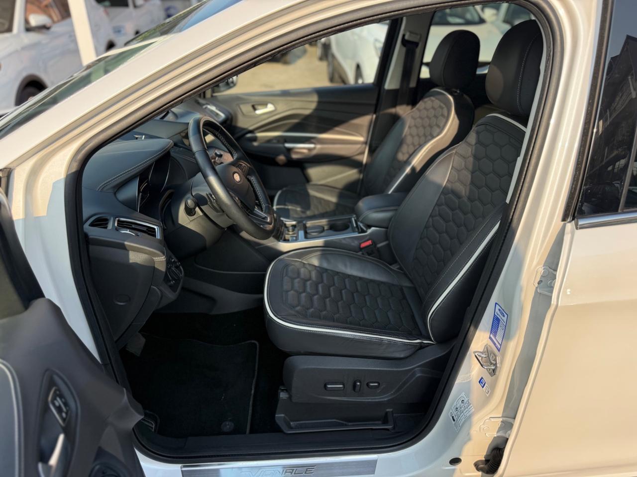 Ford Kuga 2.0 TDCI 180 CV S&S 4WD Powershift Vignale