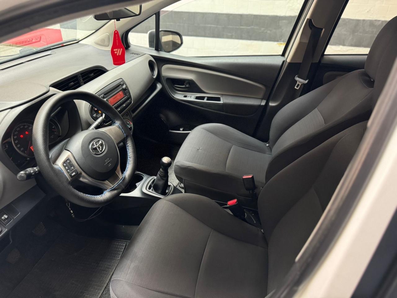 Toyota Yaris 1.0 5 porte Lounge