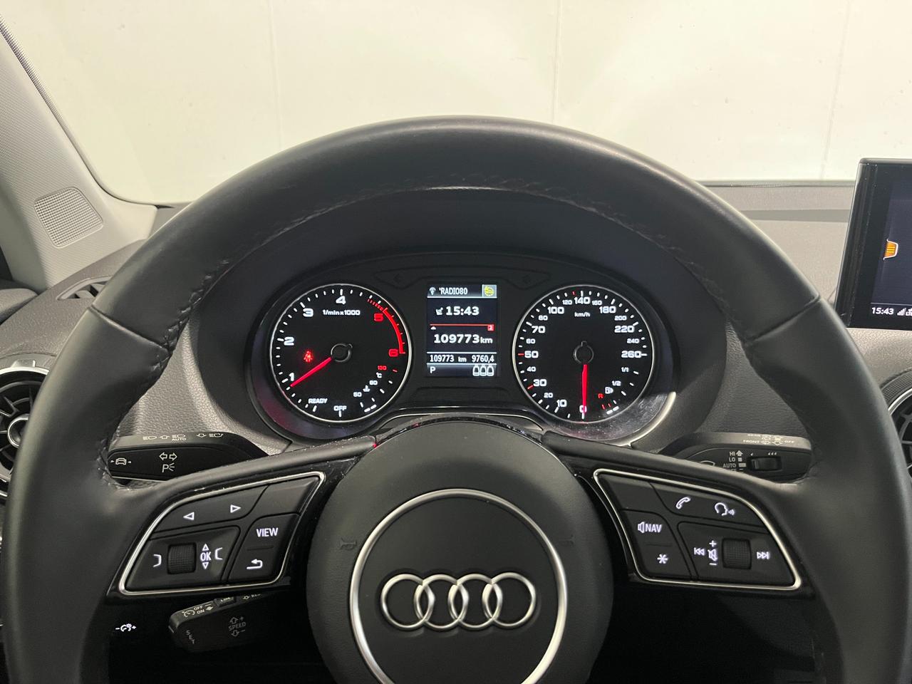 AUDI Q2 30 TDI S-TRONIC BUSINESS