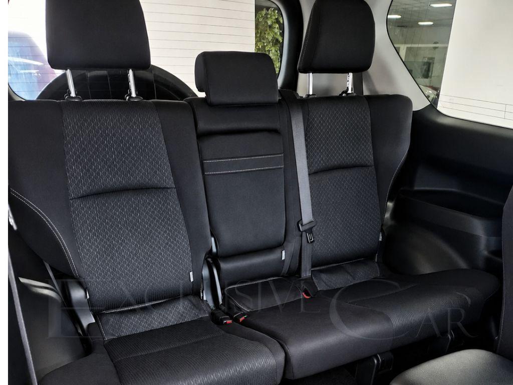 TOYOTA - Land Cruiser - 2.8 D4-D 5p. Lounge