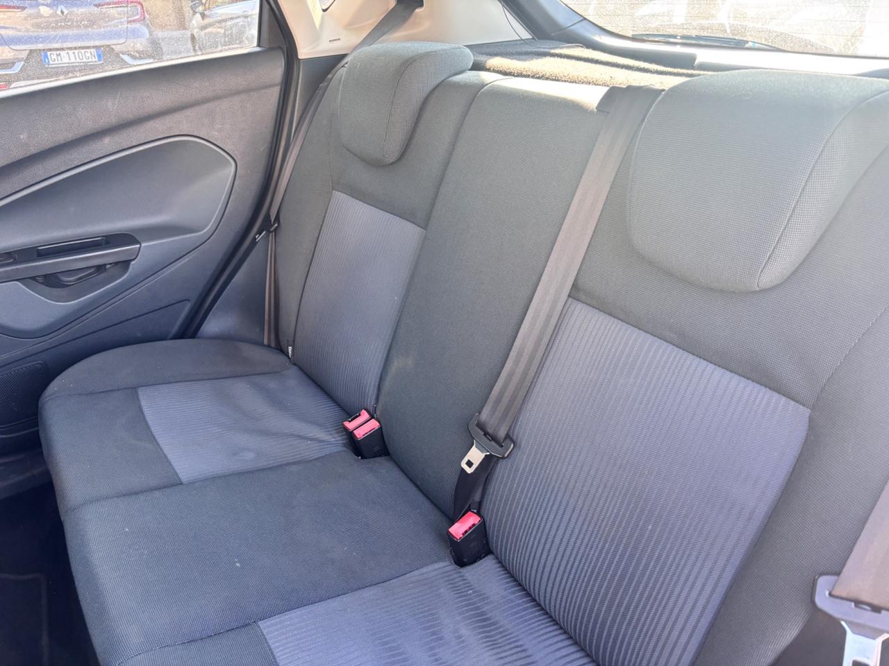 Ford Fiesta 1.4 5 porte Bz.- GPL Titanium